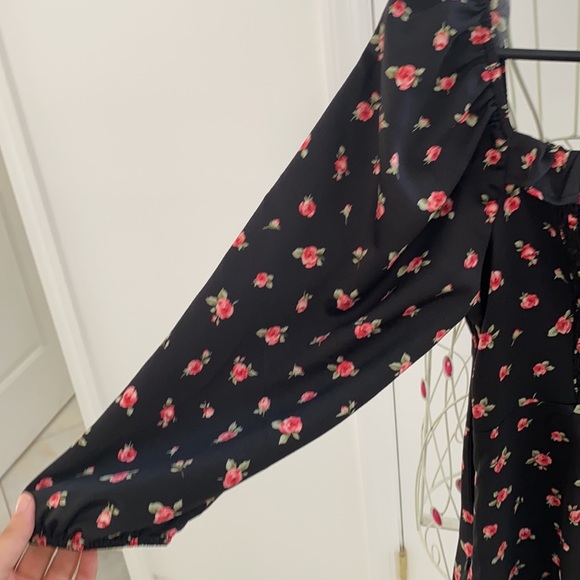 NWT! Forever 21 Satin Rose Corset Style Puff Sleeve Mini Dress - Picture 10 of 11